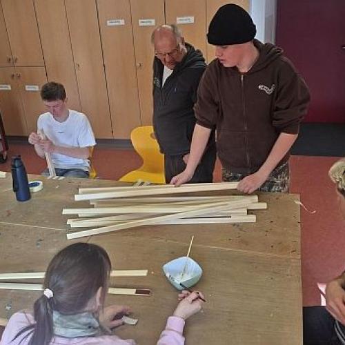 Projekt Lebenshilfe-Müllzangenherstellung-5